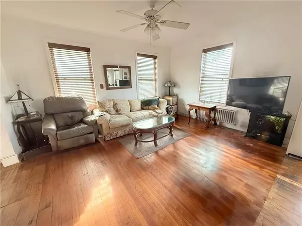 Rockaway Park, NY 11694,182 Beach 129th ST