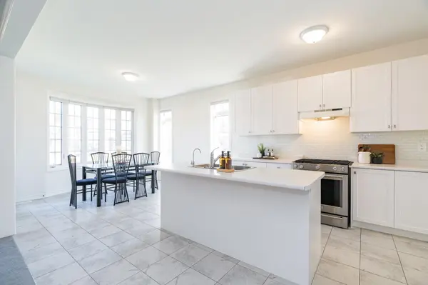 Springwater, ON L9X 2A9,58 Sanford CIR