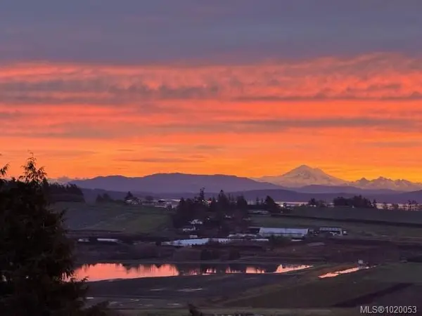 Central Saanich, BC V8Z 5Y8,6707 Tamany Dr