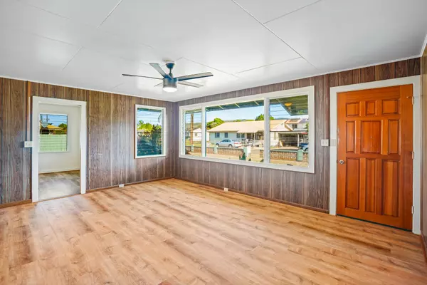 Kekaha, HI 96752,7976 ELEPAIO RD