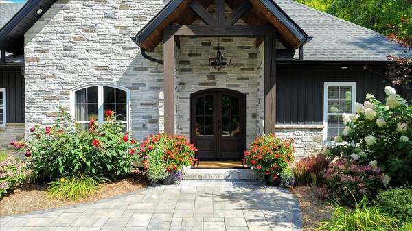 400 Pigden RD, Madoc, ON K0K 2K0