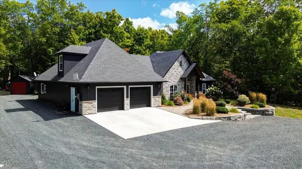 400 Pigden RD, Madoc, ON K0K 2K0