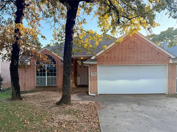 7632 Arbor Ridge Court, Fort Worth, TX 76112