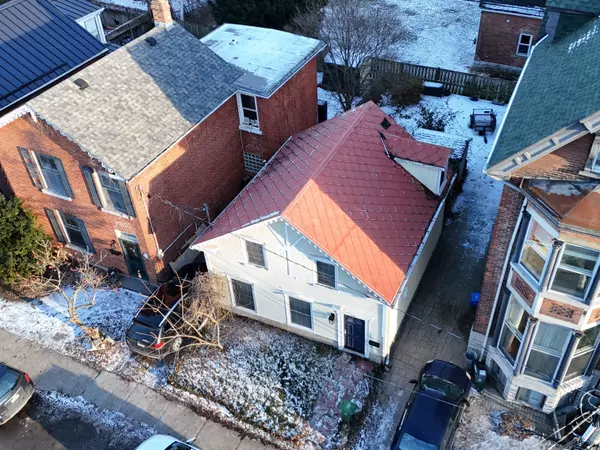 Kingston, ON K7K 4W5,477 Macdonnell ST