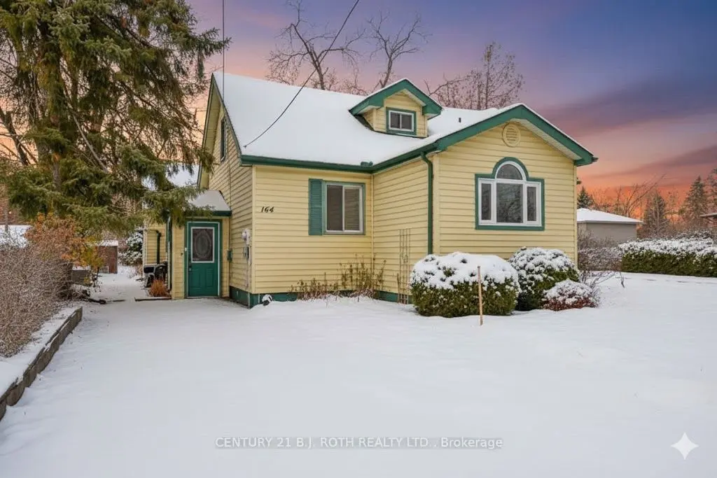 Barrie, ON L4M 4G9,164 Cook ST
