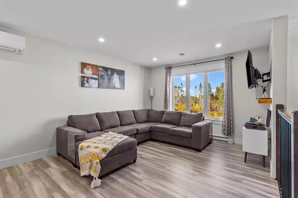 Conception Bay South, NL A1X 0J6,23 Maple Oak Path