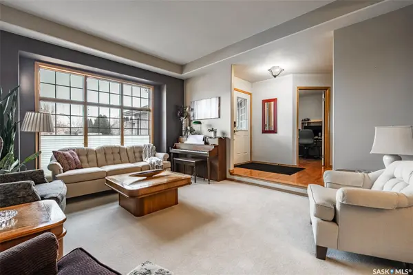 Saskatoon, SK S7N 4J4,638 Hurley CRESCENT