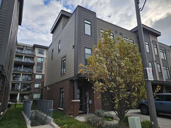 Grimsby, ON L3M 0H2,16 Waterview LN