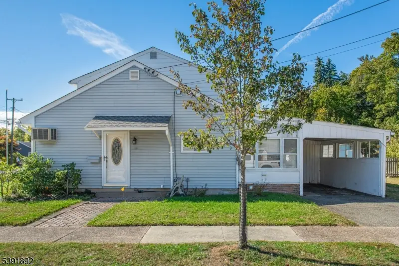 203 Dawes Hwy, Pompton Lakes Boro, NJ 07442