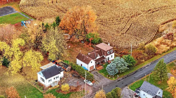 North Dundas, ON K0C 2K0,1262 Rodney LN