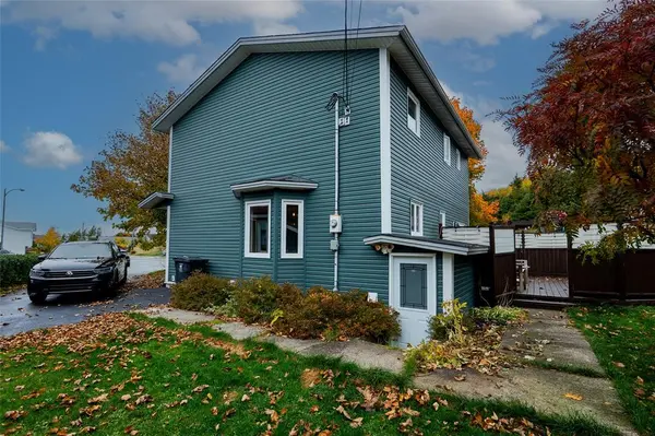 Conception Bay South, NL A1W 4R7,15 Starrigan Place