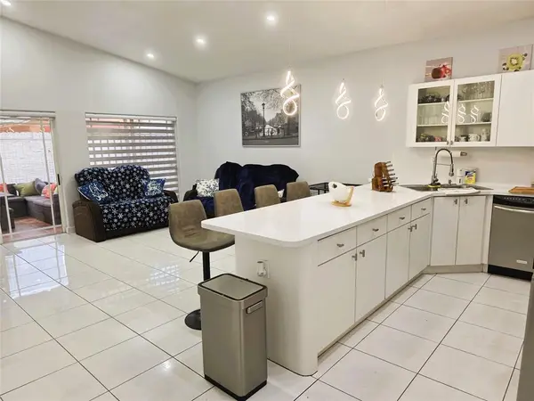 Miami Lakes, FL 33018,8771 NW 141st Ter