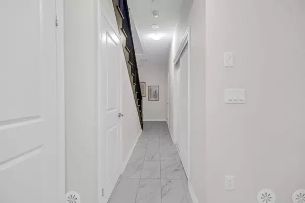 Bradford West Gwillimbury, ON L3Z 4P1,47 Montrose BLVD