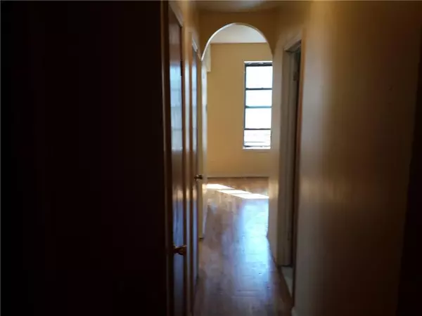 Brooklyn, NY 11225,198 Rogers AVE #2