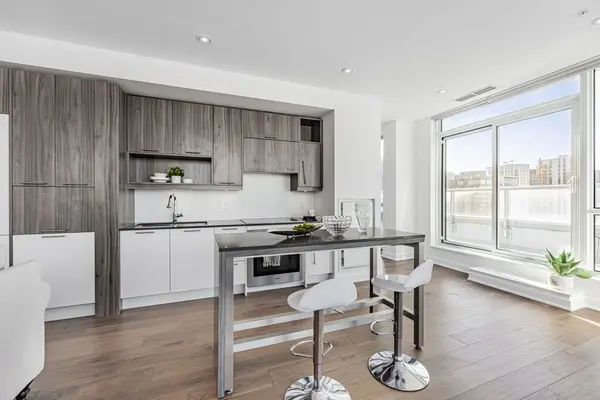 30 Nelson ST #4104, Toronto C01, ON M5V 0H5