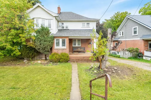 105 Barrie ST, Bradford West Gwillimbury, ON L9S 2C9