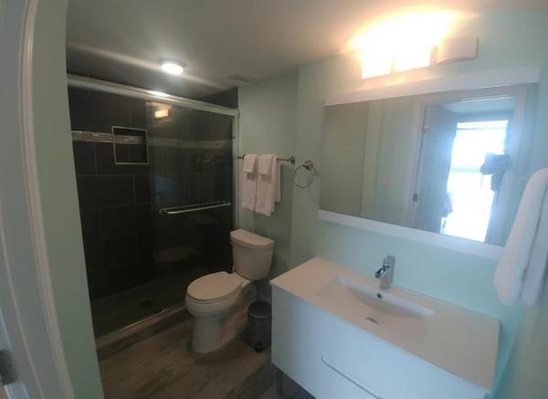 Miami Beach, FL 33140,2655 COLLINS AV #602