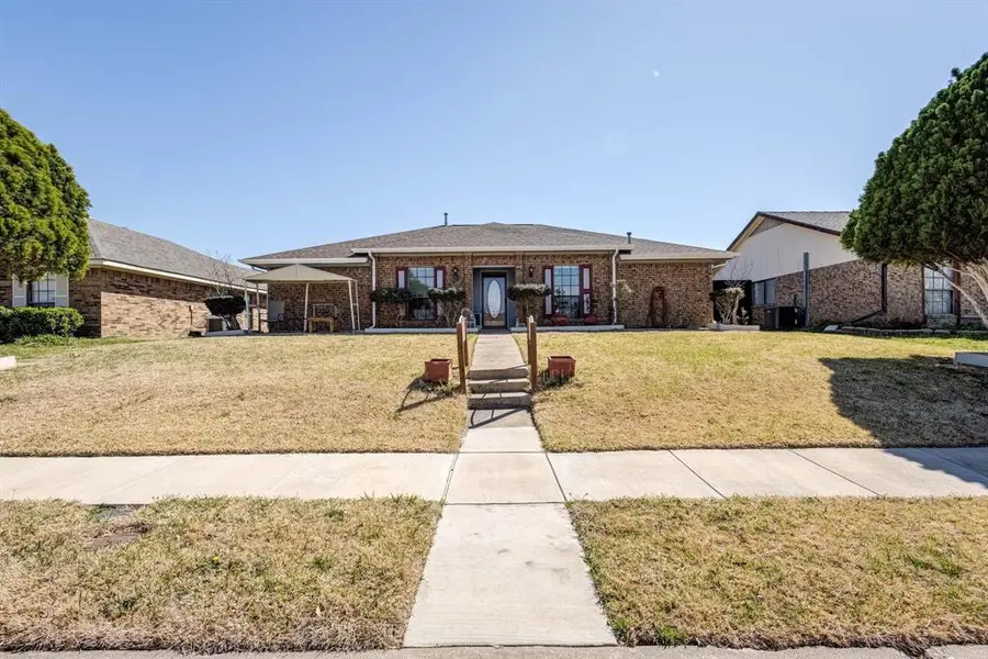 1718 Brighton Drive, Carrollton, TX 75007