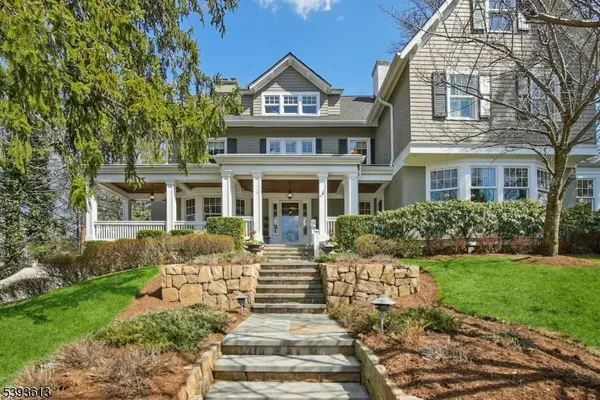 115 Beechwood Rd, Summit City, NJ 07901