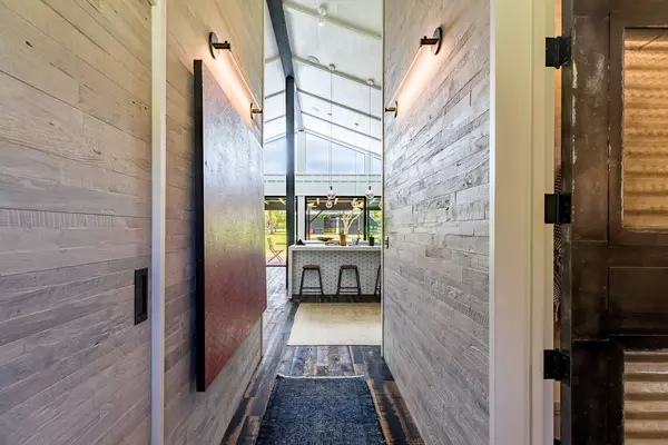 Kilauea, HI 96754,2671 KAUAPEA RD