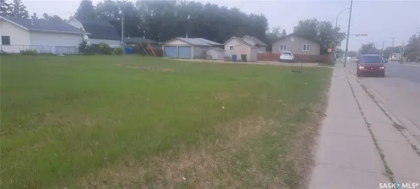 2441 6th AVENUE E, Prince Albert, SK S6V 7P6