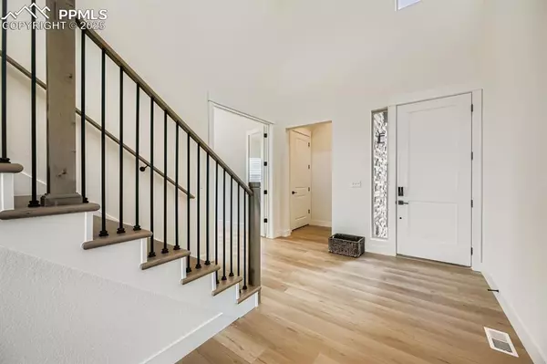 Colorado Springs, CO 80904,3425 Crest Hollow VW