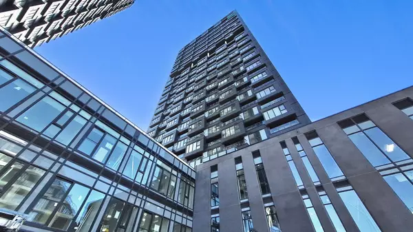 Toronto C13, ON M3C 0S4,1 Quarrington LN #1520