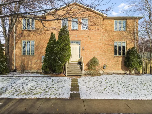 1073 Gabriel PL, Burlington, ON L7R 4J6