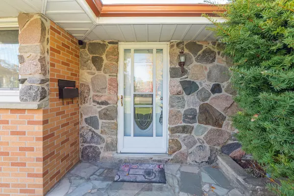 London East, ON N5W 1J9,47 JASPER CRES