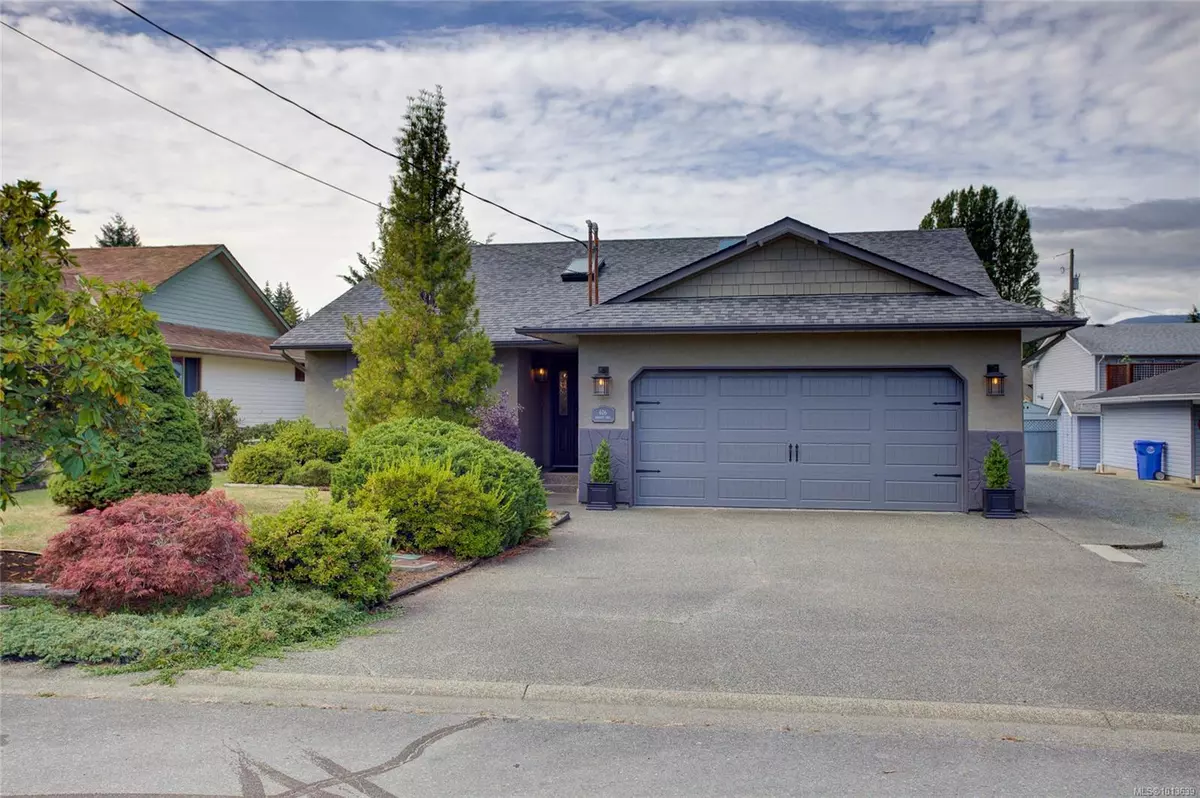 Lake Cowichan, BC V0R 2G0,406 Scholey Cres