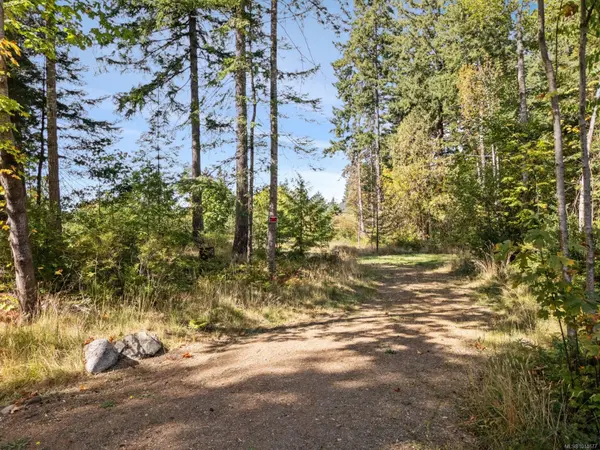 Courtenay, BC V9N 7G2,Lot B Cathy Cres