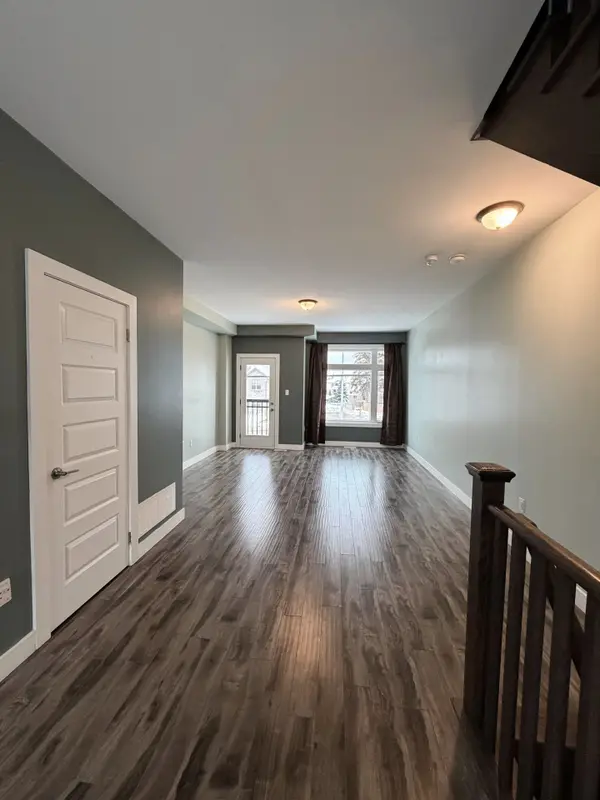 Barrie, ON L9J 0H2,540 Essa RD #2