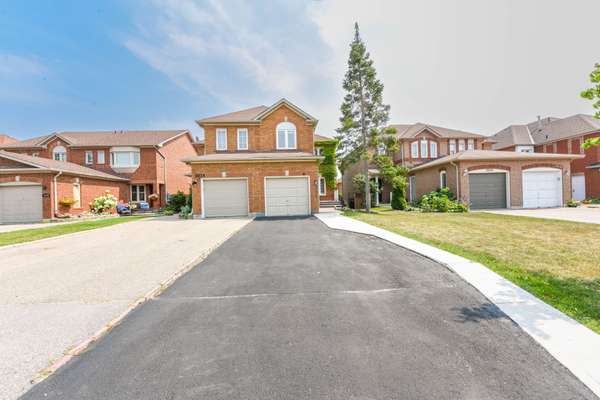 3826 Allcroft RD, Mississauga, ON L5N 6V6