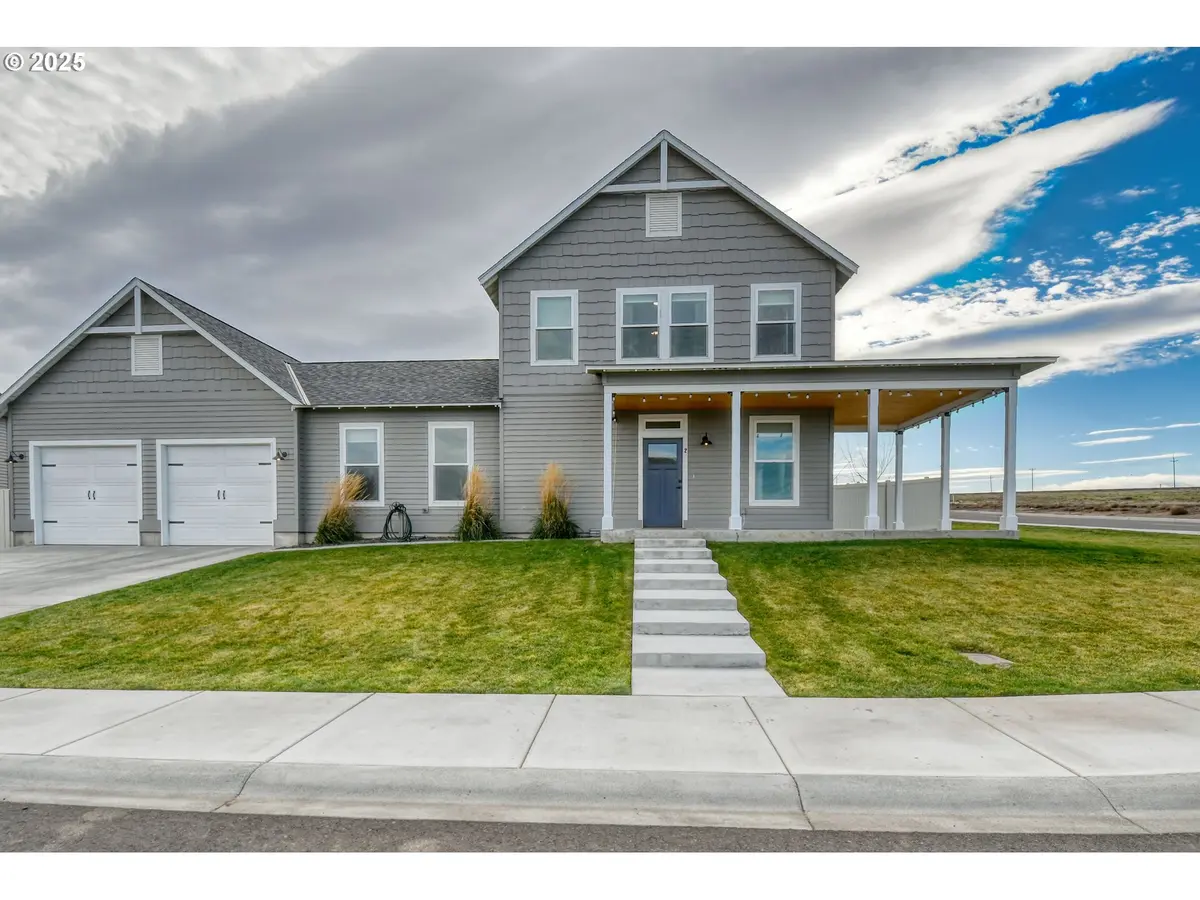 Milton Freewater, OR 97862,2 Lewis CIR