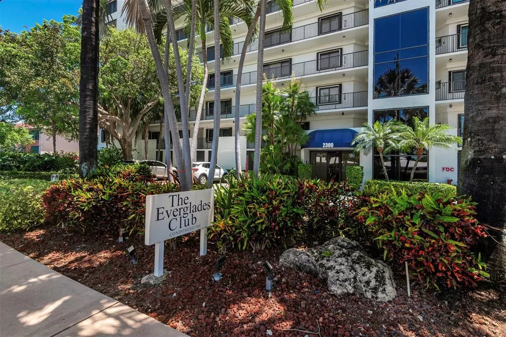 Fort Lauderdale, FL 33305,2300 NE 33rd Ave #703