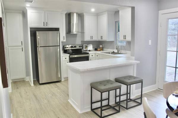 Paris, TX 75460,1000 S Church