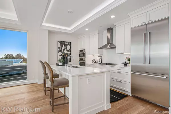 Port Huron, MI 48060,201 Beers ST #53