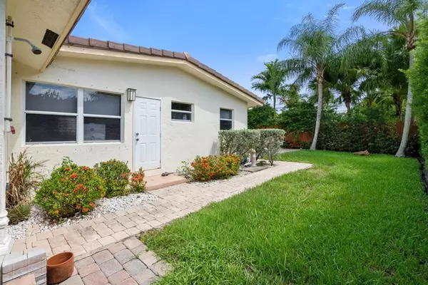 Fort Lauderdale, FL 33305,2808 NE 22nd St