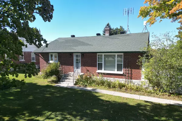 Montague, ON K7A 4S7,12009 Highway 15 N/A