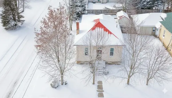 Arran-elderslie, ON N0G 1L0,83 3rd ST #SW