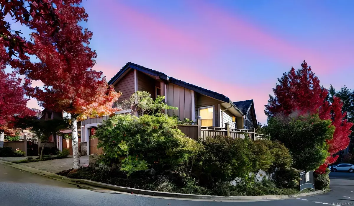 Colwood, BC V9C 0B3,630 Brookside Rd #1