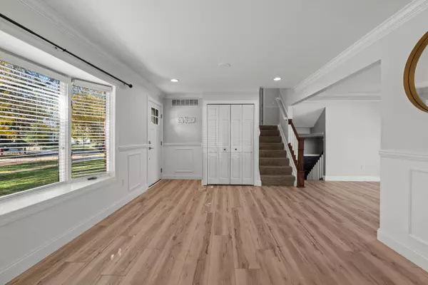 Canton, MI 48187,230 Selkirk ST