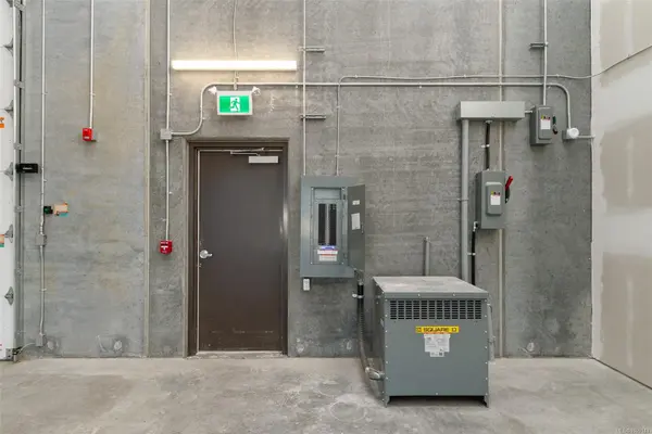 Langford, BC V9B 5Z1,4342 West Shore Pkwy #328