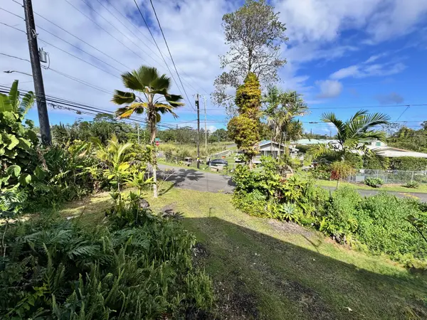 Pahoa, HI 96778,16-2036 MACADAMIA DR