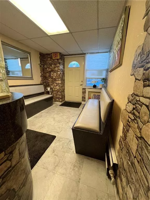 Brooklyn, NY 11218,207 Ocean Pkwy #1J