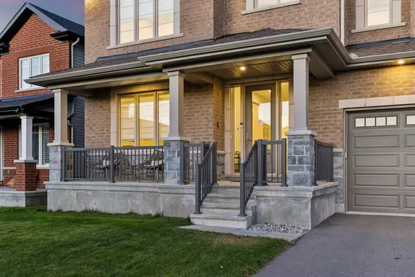 Manotick - Kars - Rideau Twp And Area, ON K4M 0J4,733 Coast CIR #Upper