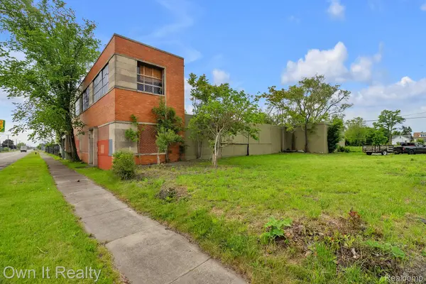 8616 Grinnell ST, Detroit, MI 48213