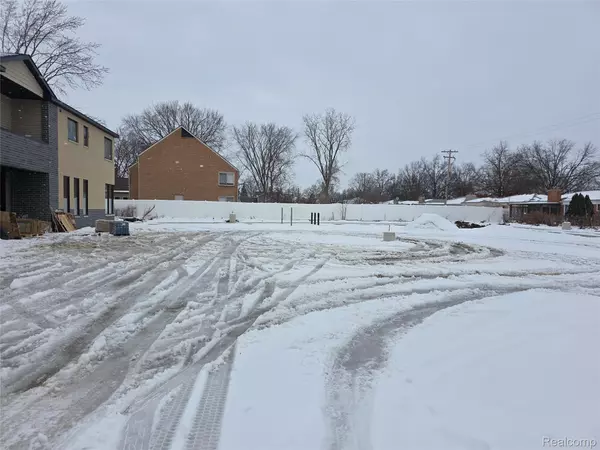 Dearborn Heights, MI 48127,6428 N Inkster RD N