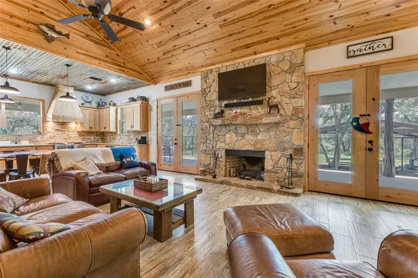 3638 County Road 312, Voss, TX 76888