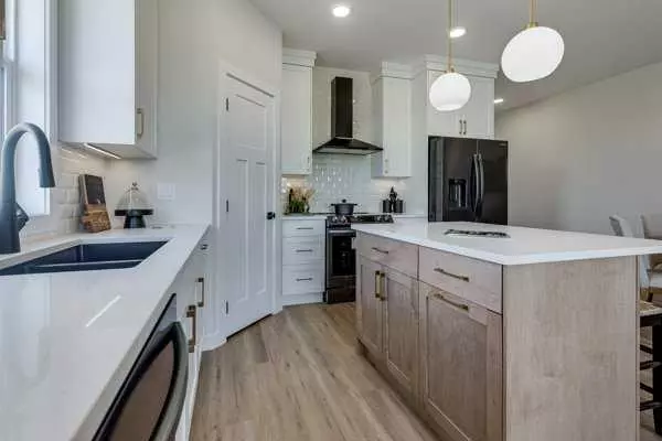 Sylvan Lake, AB T4S0W4,139 Gray Close